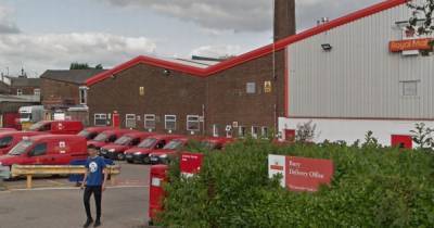 Covid-19 outbreak at Royal Mail sorting office - manchestereveningnews.co.uk - city Manchester
