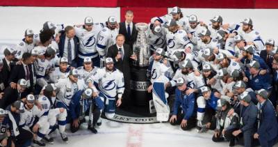 Stanley Cup - Gary Bettman - Stanley Cup Playoffs - Andrei Vasilevskiy - Tampa Bay Lightning defeat Dallas Stars 2-0 to win Stanley Cup - globalnews.ca - county Bay - city Tampa, county Bay