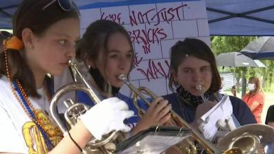 Orange County schools considering special face masks for band members, covers for wind instruments - clickorlando.com - state Florida - county Orange