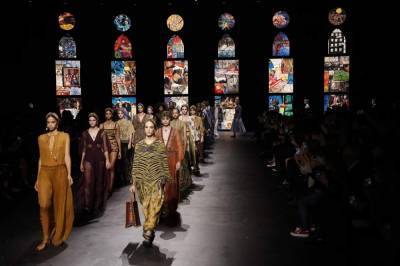Christian Dior - Hybrid Paris Fashion Week, both physical and digital, begins - clickorlando.com - Usa - Italy - city Paris