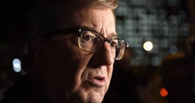 Jim Watson - Ottawa mayor urges limiting close contact to household amid ‘unsettling’ COVID-19 case spikes - globalnews.ca - city Ottawa