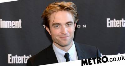 Robert Pattinson - Robert Pattinson ‘tests positive for coronavirus’ as The Batman filming shuts down in ‘chaos’ - metro.co.uk - Britain