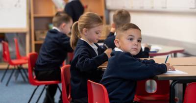 Diarrhoea and vomiting identified as coronavirus symptoms in kids as schools return - mirror.co.uk - Usa - Britain - Ireland