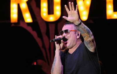 Steve Harwell - First coronavirus death linked to Smash Mouth concert reported - nme.com