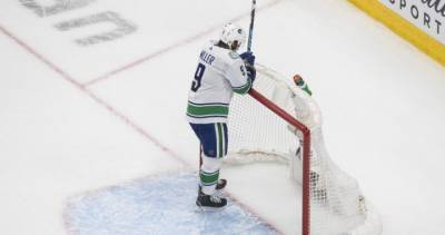 Vancouver Canucks - Robin Lehner - Vegas knocks Canucks out of playoffs with 3-0 wipeout in Game 7 - globalnews.ca