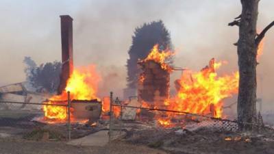 Washington 'firestorm' destroys 80% of small town as wildfires rage in Pacific Northwest - fox29.com - county Pacific - Washington - county Whitman