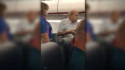 Allegiant Air passenger removed after allegedly asking flight attendant to wear face mask - fox29.com - state Florida