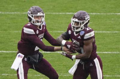 Mike Leach - Mississippi St tops Tulsa in Armed Forces Bowl, brawl erupts - clickorlando.com - state Texas - state Mississippi - county Will - county Worth - county Tulsa - city Fort Worth, state Texas