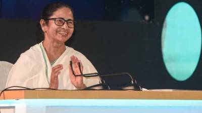 Narendra Modi - 'Free Covid-19 vaccine for everyone in Bengal': Mamata Banerjee - livemint.com - India