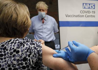 Matt Hancock - UK ramps up vaccine rollout, targets every adult by autumn - clickorlando.com - Britain