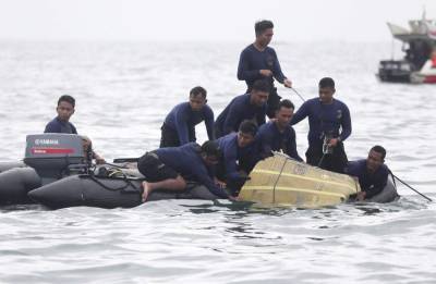 Indonesia intensifies search for crashed plane's black boxes - clickorlando.com - Indonesia - city Jakarta, Indonesia