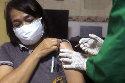 Joko Widodo - Indonesia green-lights emergency use of Chinese vaccine - clickorlando.com - China - Indonesia - city Jakarta