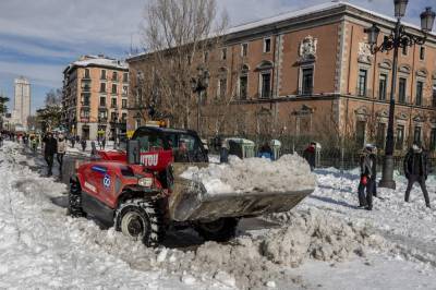 Snow, and now ice, disrupt Spaniards' lives, vaccine rollout - clickorlando.com - Spain - city Madrid