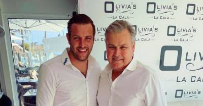 Mark Wright - Elliott Wright - Mark Wright reveals uncle, who is cousin Elliott Wright's dad, is in 'critical condition' in hospital with covid - ok.co.uk - Britain