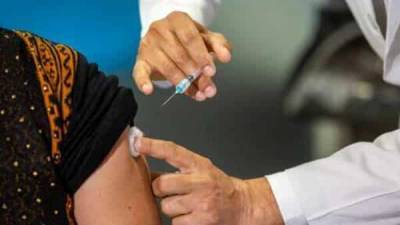 Narendra Modi - B.S.Yediyurappa - 16 lakh frontline workers will be first to receive covid-19 vaccine in Karnataka - livemint.com - India
