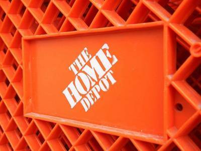 Construction materials fall on, kill delivery driver at Home Depot in Florida - clickorlando.com - state Florida - city Saint Petersburg, state Florida