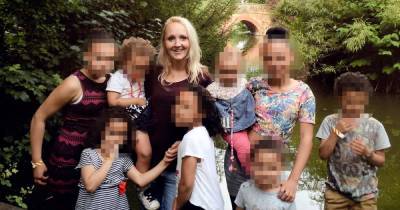 Ex-lap dancer mum-of-eight left fighting Covid in hospital leaving kids on their own - dailystar.co.uk
