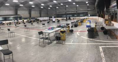 Doug Ford - Newmarket, Ont. recreation complex transformed into COVID-19 vaccination centre - globalnews.ca