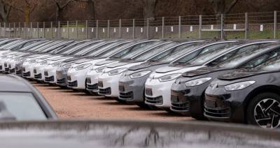 Volkswagen triples electric car sales ahead of climate rules - clickorlando.com - Germany - Eu