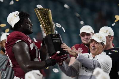 Thousands party in streets after Alabama win despite virus - clickorlando.com - state Ohio - county Miami - state Alabama - county Tuscaloosa