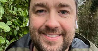 Bill Gates - Jason Manford has a dig at anti-vaxxers as he drives locals to have COVID-19 vaccinations - manchestereveningnews.co.uk - county Green