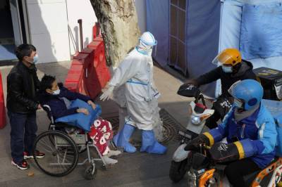 China builds new quarantine center as virus cases rise - clickorlando.com - China - city Wuhan - city Beijing - province Hebei