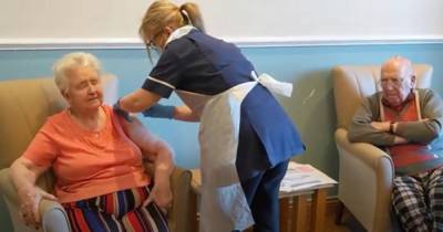 "Is that it?" - Moment elderly care home residents receive their Covid-19 vaccines - manchestereveningnews.co.uk