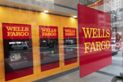 Optimistic banks start moving 'bad' loans back to 'good' - clickorlando.com - state North Carolina - county Wells - Charlotte, state North Carolina - city Fargo, county Wells