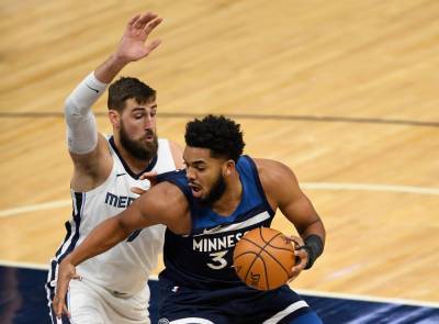 Karl-Anthony Towns Tests Positive For COVID-19 After His Mom & Other Family Members Have Died From It - etcanada.com - state Minnesota - city Karl-Anthony