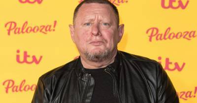 Happy Mondays - Shaun Ryder - Shaun Ryder 'started eating fruit and his hair grew back' amid Covid battle says Bez - dailystar.co.uk - Britain
