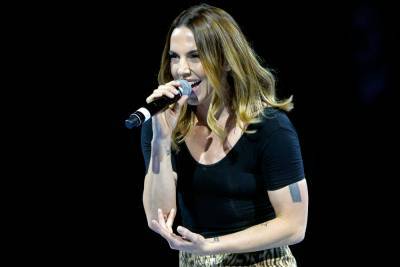 Mel 100 (100) - Mel C Gets Candid About Mental Health, ‘It’s So Important To Reach Out’ - etcanada.com