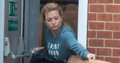 Zara Holland - Elliot Love - Zara Holland goes without face mask at family workplace after avoiding jail for Covid rule-break - mirror.co.uk - Britain - Barbados