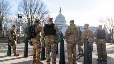 Joe Biden - FBI worries of insider attack at Biden's inauguration, vets Guard troops - fox29.com - Washington - city Washington