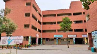 Delhi schools reopen: No canteen, food sharing allowed to prevent Covid spread - livemint.com - India - city Delhi
