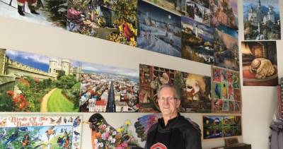 COVID-19: Calgary man covers garage walls with puzzles done during pandemic - globalnews.ca - Usa