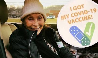 Margo Price - Loretta Lynn - Country legend Loretta Lynn, 88, gets first dose of the coronavirus vaccine - dailymail.co.uk - state Kentucky