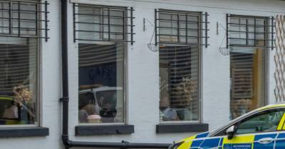 Nine police officers fined £200 for Covid breach by having breakfast in London cafe - mirror.co.uk - Scotland - city London - city Greenwich