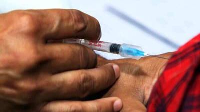 Manohar Agnani - 7.86 lakh healthcare workers got COVID-19 vaccine jabs so far: Centre - livemint.com - city New Delhi - county Centre - city Delhi