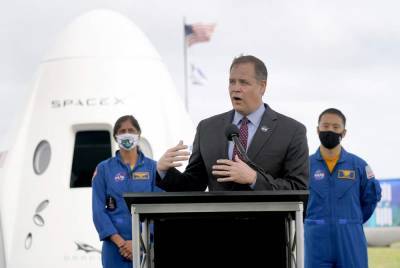 Jim Bridenstine - NASA Administrator Jim Bridenstine’s farewell message: space exploration ‘should never be political’ - clickorlando.com