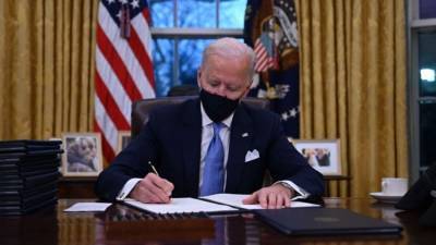 Joe Biden - Jeff Zients - Biden to sign 10 pandemic-related executive orders on Thursday - fox29.com - Usa - Washington