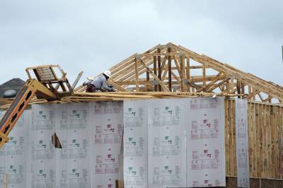 US home construction jumps 5.8% in December to 1.67 million - clickorlando.com - Usa - Washington
