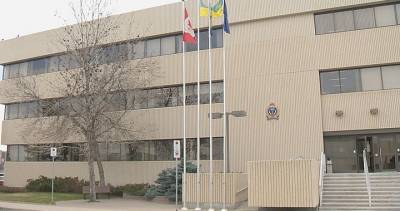 Woman receives $2,800 fine for disobeying public health orders: Regina police - globalnews.ca