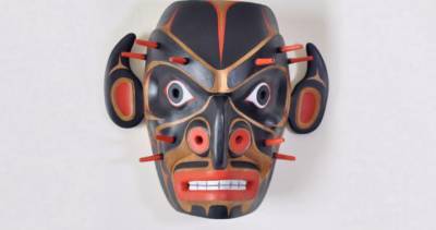 Indigenous B.C. artist creates COVID-19 mask in Northwest Coast style - globalnews.ca