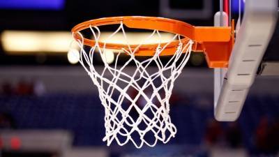 Alabama high school basketball player's thunderous dunk brings down entire hoop in scary scene - fox29.com - state Alabama - city Birmingham - county Carver