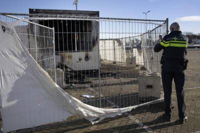Rioting youths in Dutch village torch virus testing center - clickorlando.com - Netherlands