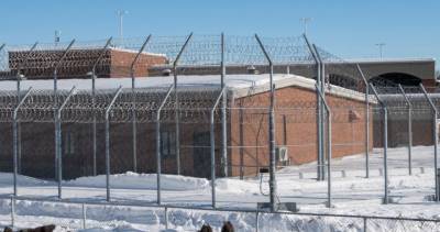 Quebec works to contain jail outbreak as overall COVID-19 trends deemed ‘encouraging’ - globalnews.ca