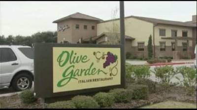 Olive Garden - Orlando-based Darden Restaurants to offer workers paid time off for COVID-19 vaccinations - clickorlando.com - state Florida - county Orange