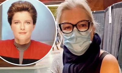 Star Trek actress Kate Mulgrew, 65, gets the COVID-19 vaccination - dailymail.co.uk - Usa