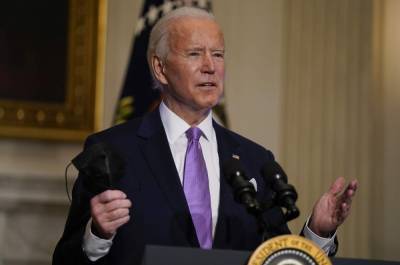 Joe Biden - Biden says he's ‘bringing back the pros’ for virus briefings - clickorlando.com - Usa - Washington