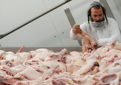 Ruling brings kosher slaughterhouse new business, old fears - clickorlando.com - Hungary